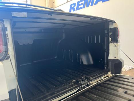 FIAT Strada 1.0 12V TURBO 200 FLEX EDIZIONE 25 CABINE DUPLA CVT AUTOM�TICO, Foto 3