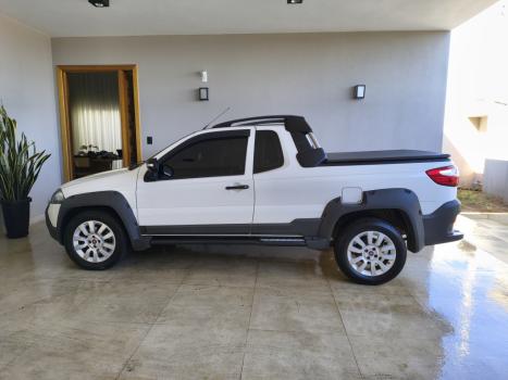 FIAT Strada 1.8 ADVENTURE CABINE ESTENDIDA, Foto 5
