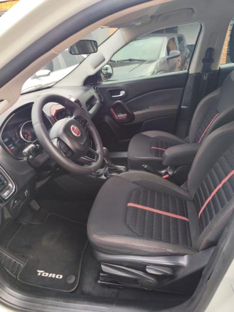 FIAT Toro 1.8 16V 4P FLEX FREEDOM AUTOM�TICO, Foto 4