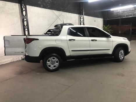 FIAT Toro 1.8 16V 4P FLEX FREEDOM AUTOM�TICO, Foto 4