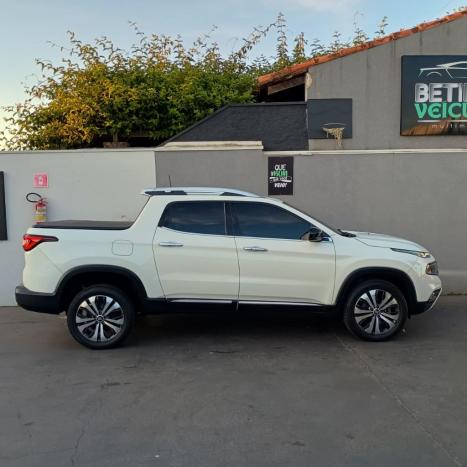 FIAT Toro 2.0 16V 4P VOLCANO 4WD TURBO DIESEL AUTOM�TICO, Foto 3