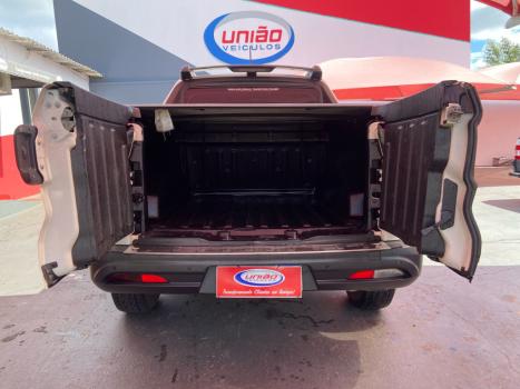 FIAT Toro 2.4 16V 4P FLEX FREEDOM ROAD AUTOMÁTICO, Foto 5 FIAT Toro 2.4 16V 4P FLEX FREEDOM ROAD AUTOMÁTICO, Foto 5