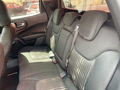 FIAT Toro 2.4 16V 4P FLEX FREEDOM ROAD AUTOMÁTICO, Foto 9 FIAT Toro 2.4 16V 4P FLEX FREEDOM ROAD AUTOMÁTICO, Foto 9