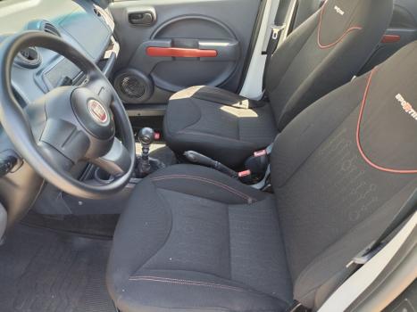 FIAT Uno 1.4 FLEX SPORTING, Foto 7