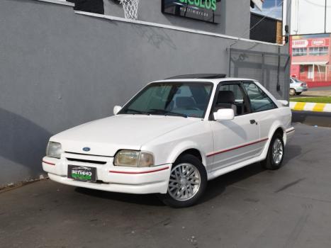 FORD Escort 1.8 XR3, Foto 1 FORD Escort 1.8 XR3, Foto 1