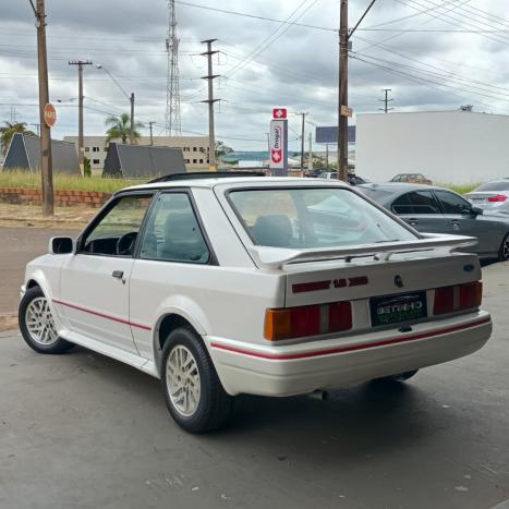 FORD Escort 1.8 XR3, Foto 3