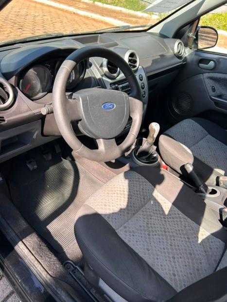 FORD Fiesta Hatch 1.6, Foto 13