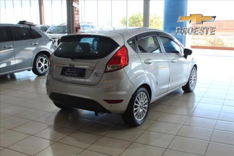 FORD Fiesta Hatch 1.6 16V 4P FLEX TITANIUM POWERSHIFT AUTOM�TICO, Foto 8