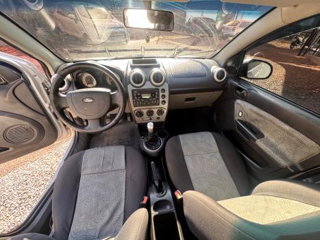 FORD Fiesta Sedan 1.6 4P FLEX, Foto 5