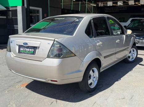 FORD Fiesta Sedan 1.6 4P FLEX, Foto 4
