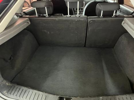 FORD Focus Hatch 1.6 16V 4P FLEX GL, Foto 8