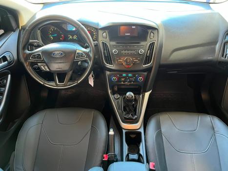 FORD Focus Hatch 1.6 16V 4P FLEX GL, Foto 14
