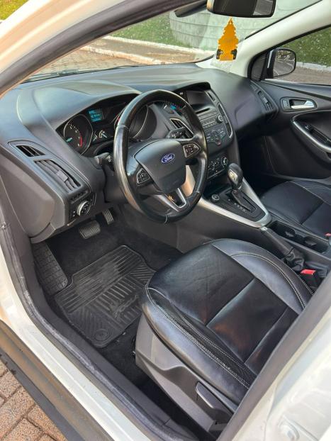 FORD Focus Hatch 2.0 16V 4P FLEX SE AUTOM�TICO, Foto 15