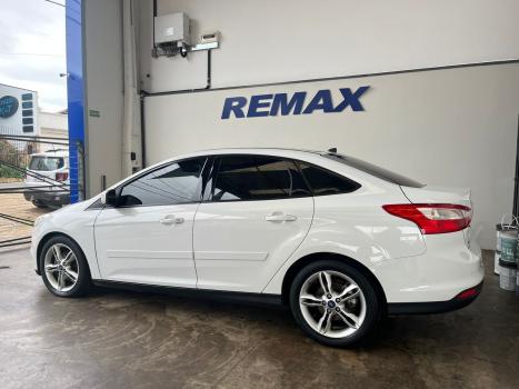 FORD Focus Sedan 2.0 16V 4P FC FLEX AUTOM�TICO, Foto 6