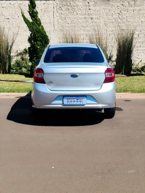 FORD Ka + Sedan 1.0 12V 4P TI-VCT SE FLEX, Foto 5