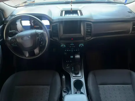 FORD Ranger 2.0 4P TURBO DIESEL BLACK CABINE DUPLA AUTOM�TICO, Foto 11