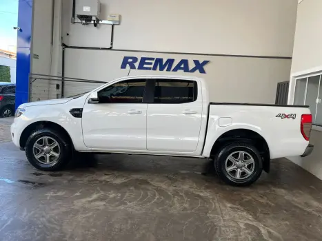 FORD Ranger 2.2 16V XLS DIESEL CABINE DUPLA AUTOM�TICO, Foto 4