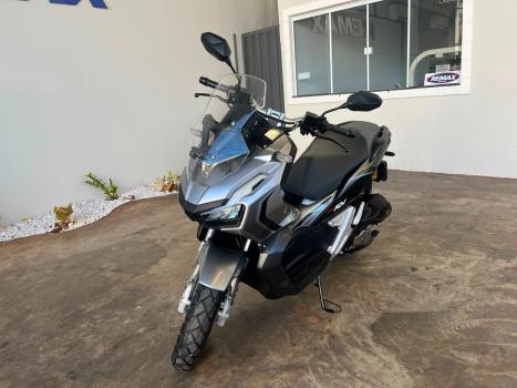 HONDA ADV 150 ABS, Foto 2