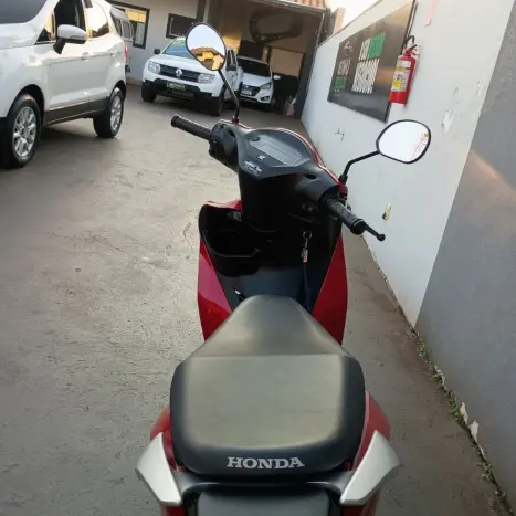 HONDA Biz 125 EX, Foto 7