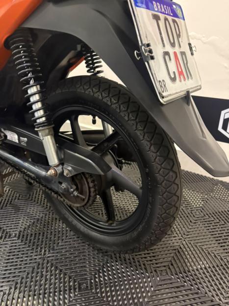 HONDA Biz 125 EX, Foto 3