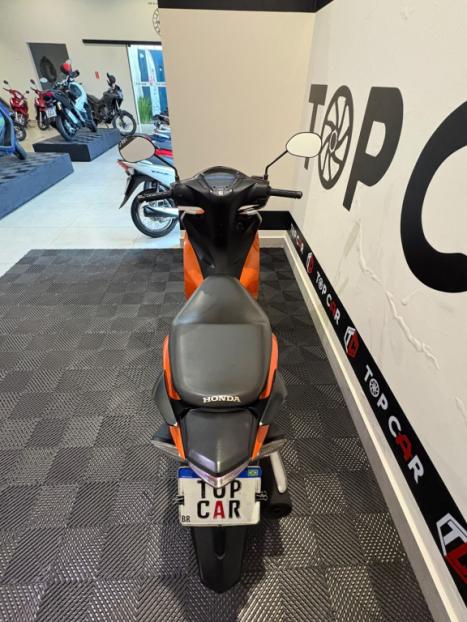 HONDA Biz 125 EX, Foto 9
