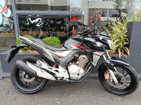 HONDA CB 250 F Twister FLEXONE, Foto 1