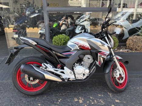 HONDA CB 250 F Twister FLEXONE, Foto 1