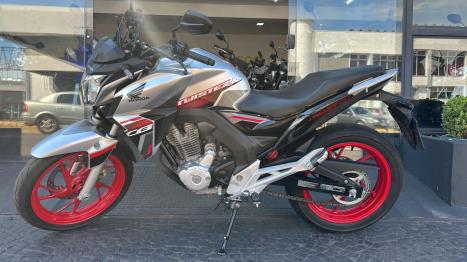 HONDA CB 250 F Twister FLEXONE, Foto 2