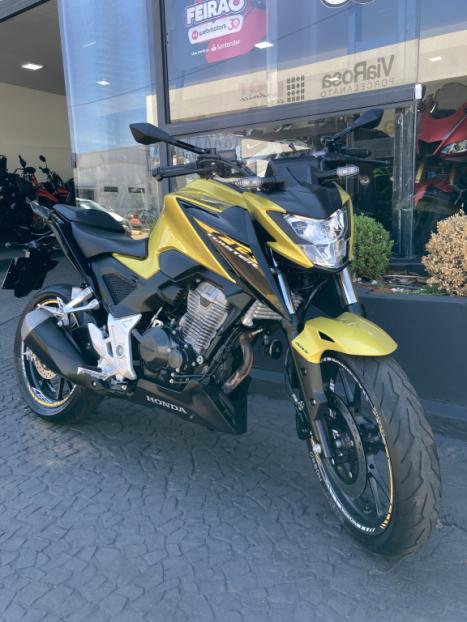 HONDA CB 300 F Twister FLEX ABS, Foto 3