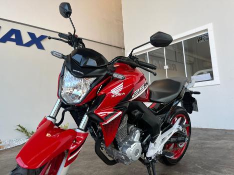 HONDA CB 300 F Twister FLEX ABS, Foto 4