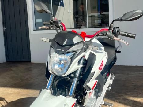 HONDA CB 300 F Twister FLEX ABS, Foto 2