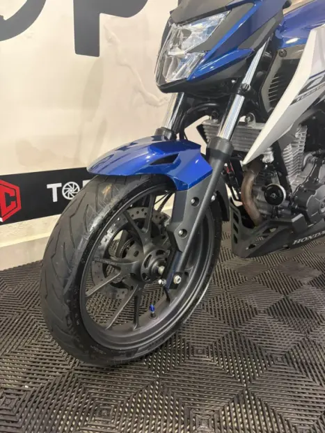 HONDA CB 300 F Twister FLEX ABS, Foto 3