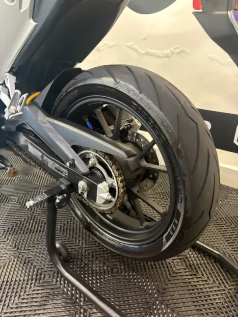 HONDA CB 300 F Twister FLEX ABS, Foto 6