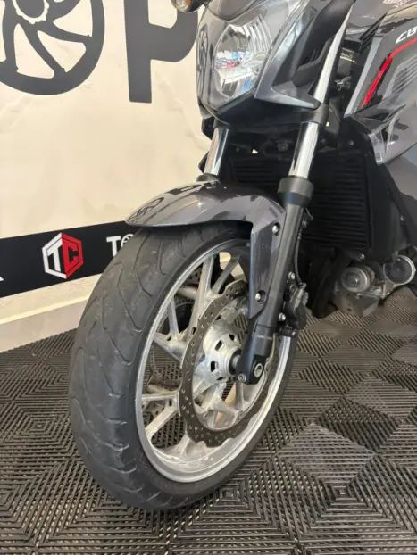 HONDA CB 650 F ABS, Foto 7