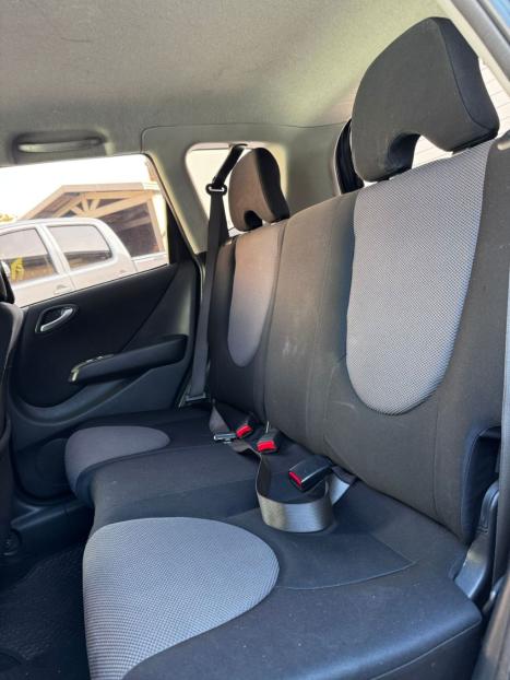 HONDA Fit 1.4 16V 4P LX, Foto 10 HONDA Fit 1.4 16V 4P LX, Foto 10
