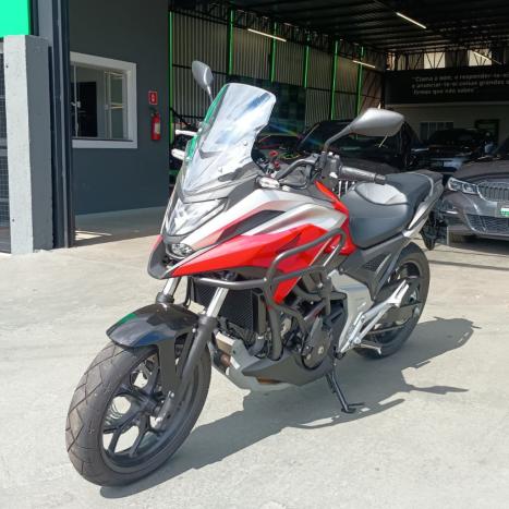 HONDA NC 750 X ABS, Foto 1