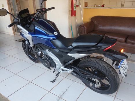 HONDA NC 750 X ABS, Foto 5