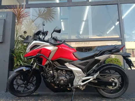 HONDA NC 750 X ABS, Foto 2