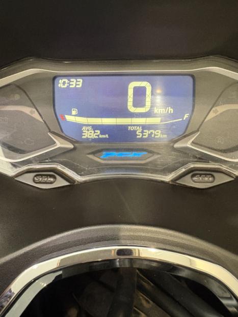 HONDA PCX 150 DLX, Foto 2