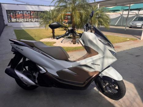 HONDA PCX 150 DLX, Foto 3