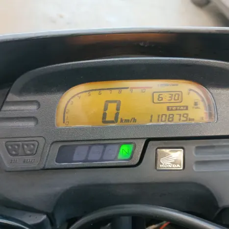 HONDA XRE 300 ABS, Foto 8