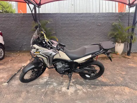 HONDA XRE 300 ADVENTURE, Foto 5