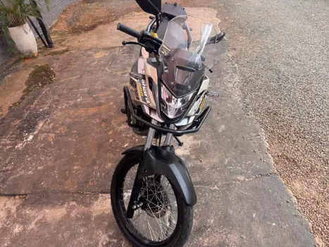 HONDA XRE 300 ADVENTURE, Foto 6