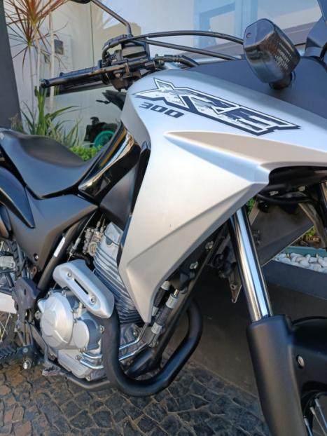 HONDA XRE 300 FLEX, Foto 3
