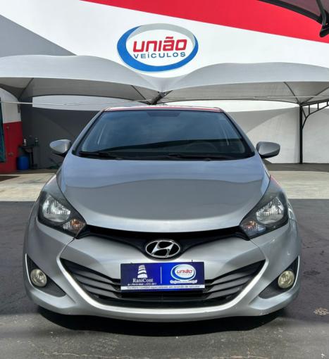 HYUNDAI HB 20 Hatch 1.6 16V 4P FLEX COMFORT PLUS AUTOM�TICO, Foto 2