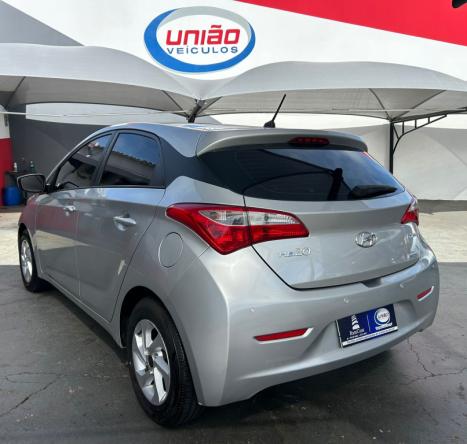 HYUNDAI HB 20 Hatch 1.6 16V 4P FLEX COMFORT PLUS AUTOM�TICO, Foto 6