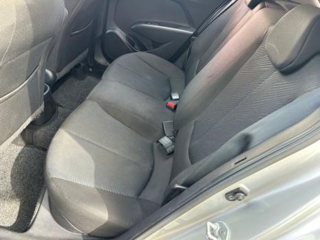 HYUNDAI HB 20 Hatch 1.6 16V 4P FLEX COMFORT PLUS AUTOM�TICO, Foto 9