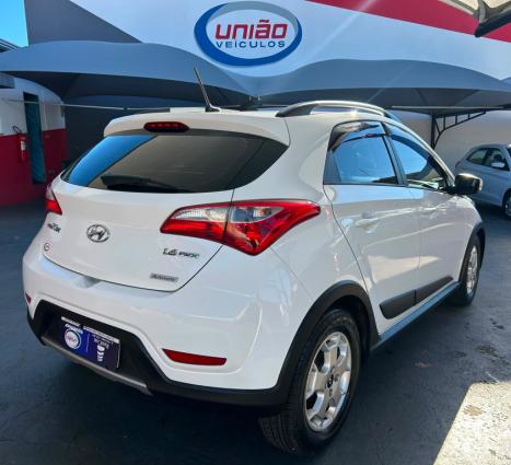 HYUNDAI HB 20 Hatch X 1.6 16V 4P STYLE FLEX AUTOM�TICO, Foto 3