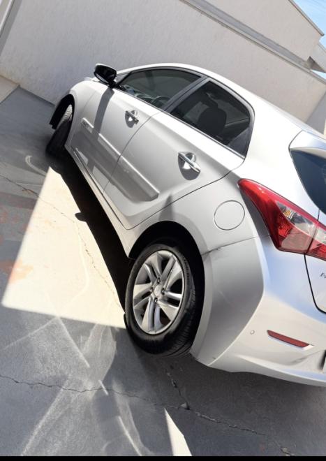 HYUNDAI HB 20 Hatch 1.6 16V 4P PREMIUM FLEX AUTOM�TICO, Foto 4