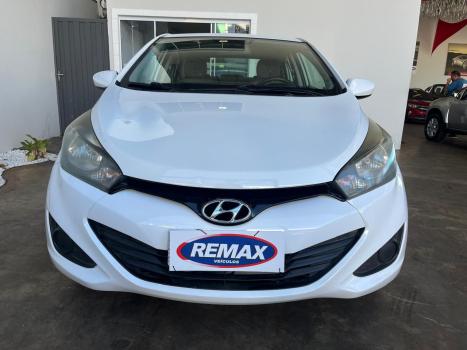 HYUNDAI HB 20 Sedan 1.0 12V 4P FLEX COMFORT PLUS, Foto 2